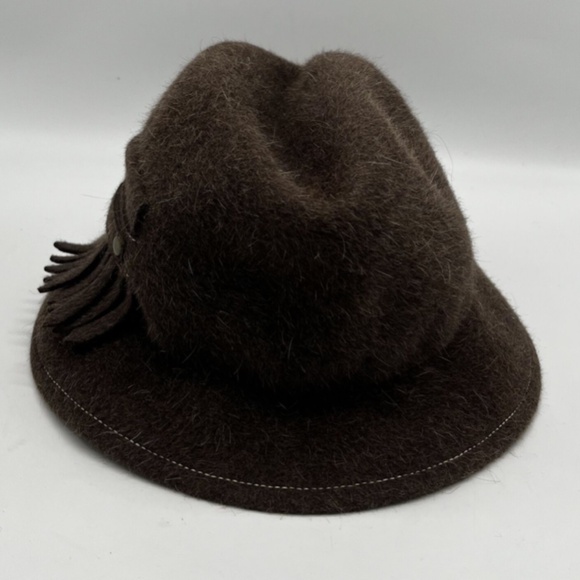 Lola Brown Felt Fringe-Buckle Appliqué Fedora O/S NWT - Picture 1 of 7
